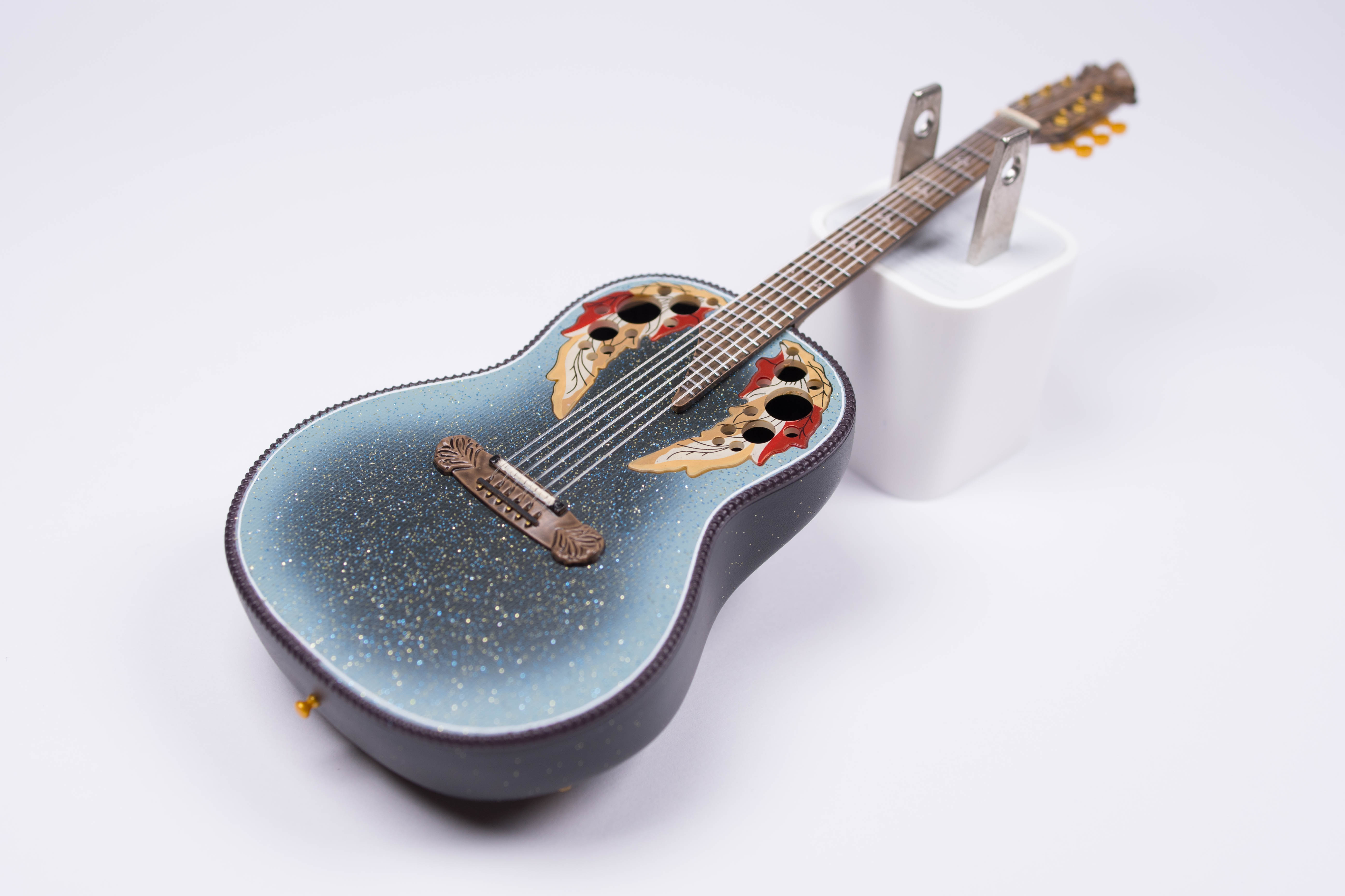 Ovation ギターコレクション 1/8スケール スーパーアダマス | Archtop
