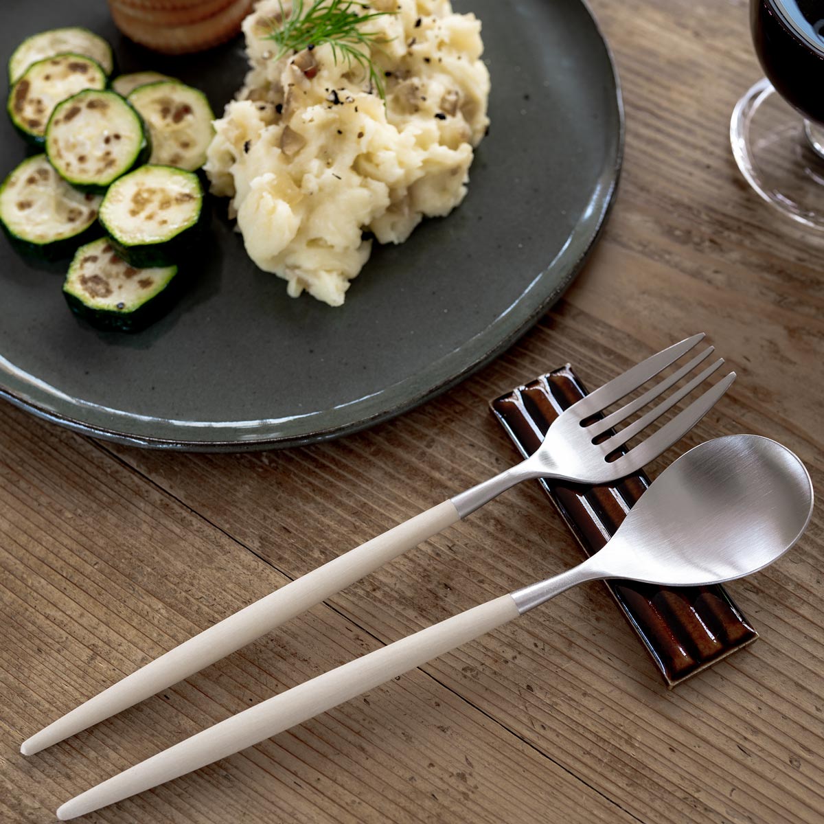 正規取扱店】 クチポール MIO/ミオ ディナー 2本セット アイボリー