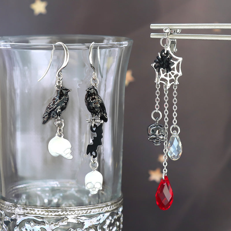 レシピNo.KR1253 ハロウィンチャームドクロのイヤーアクセサリー2種