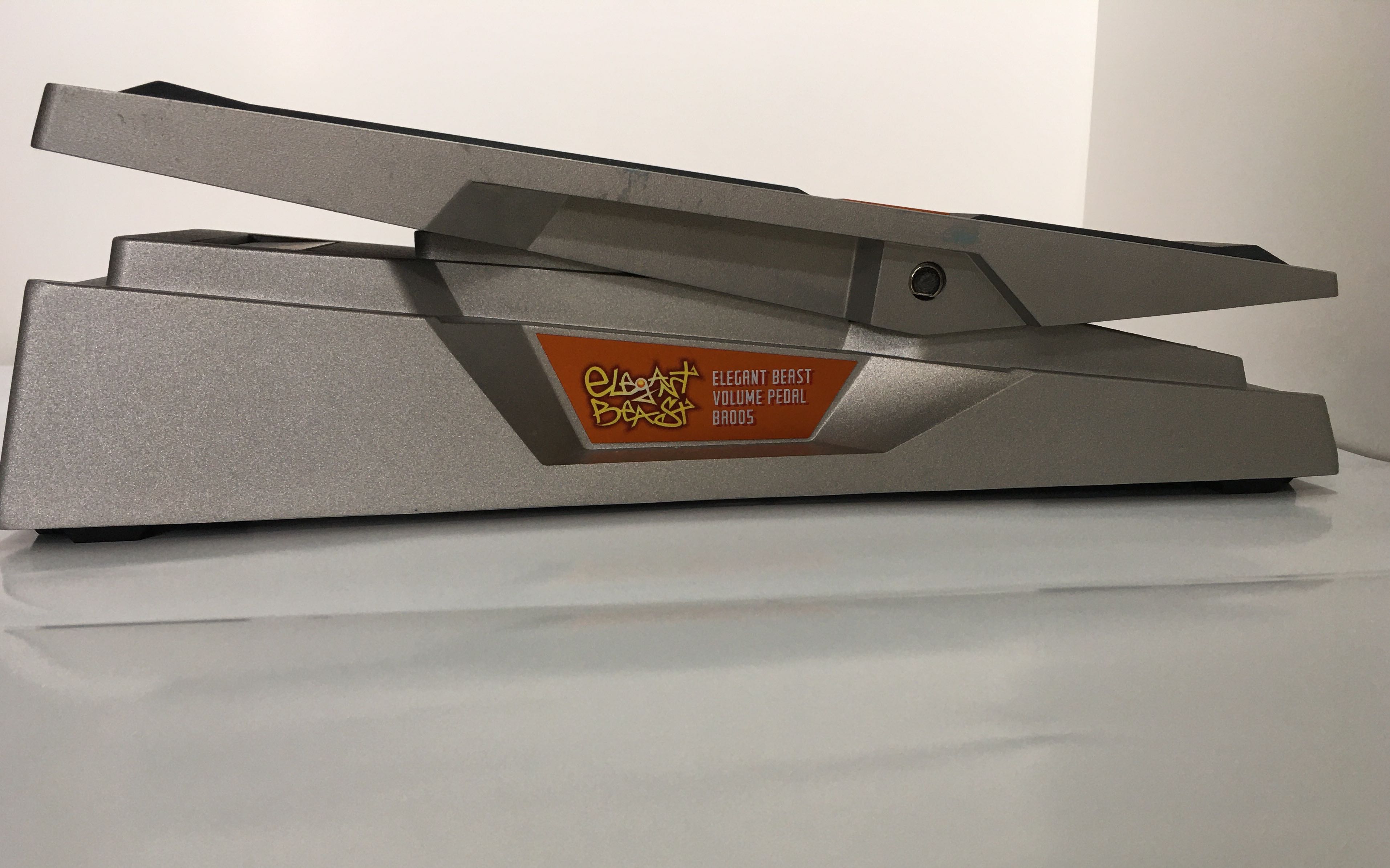 Elegant Beast MOD Volume Pedal