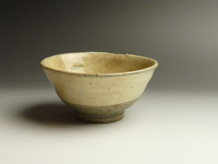 古美術 猫 - 無地刷毛目茶碗 | 古美術品専門サイト fufufufu.com