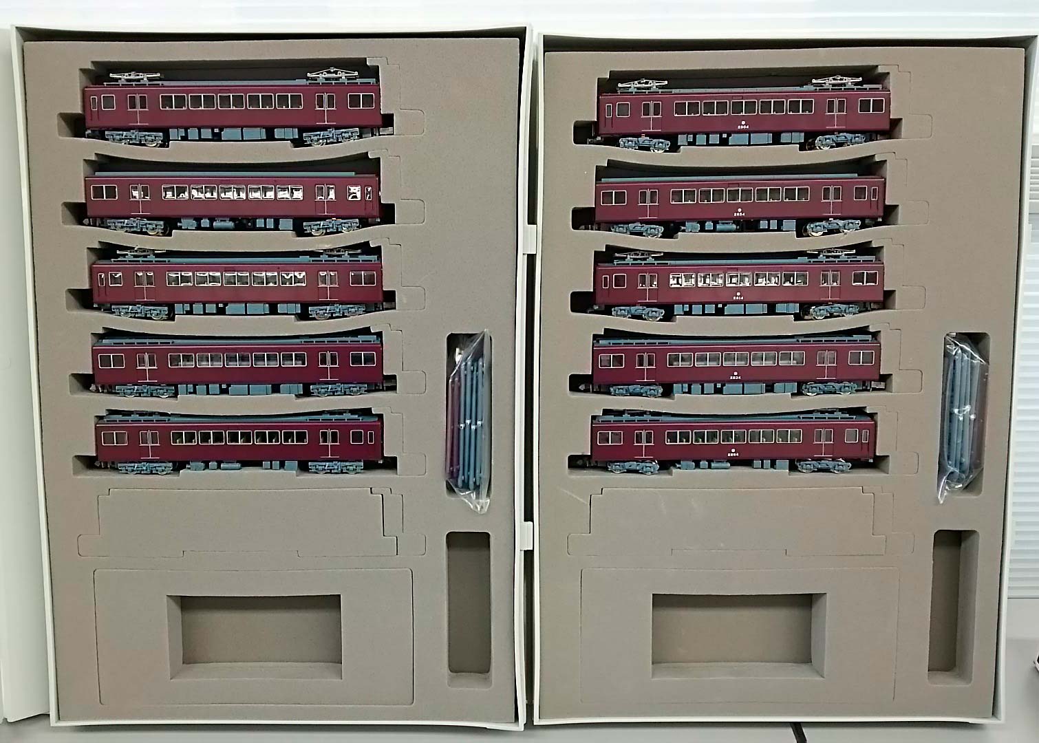 松本商事の阪急8000形 « GM通信