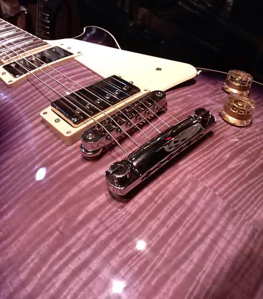 現地選定並みの、極上杢のレスポールトラディショナル!!パープルカラー