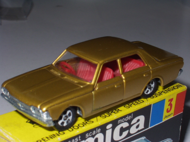 ミニカーショップグローバル - トミカ トヨタ クラウン スーパー