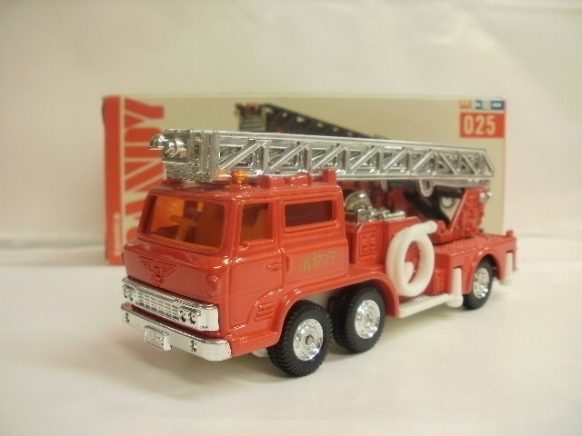 ミニカーショップグローバル - 1/82 トミカダンディ 日野 梯子消防車
