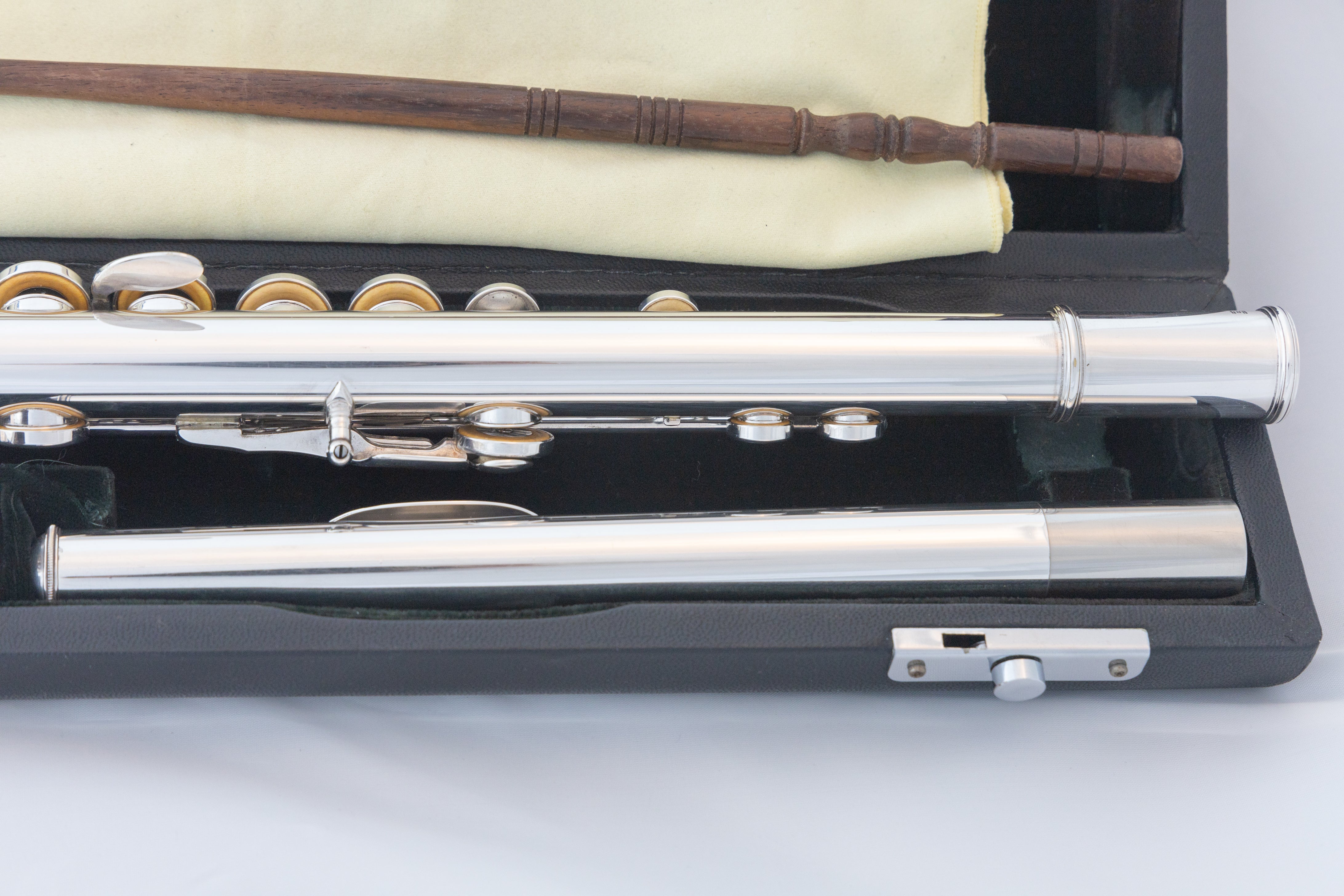 Pearl PF-521 Silver-plated Flute *Silver Lip-plate *Split-E *Made