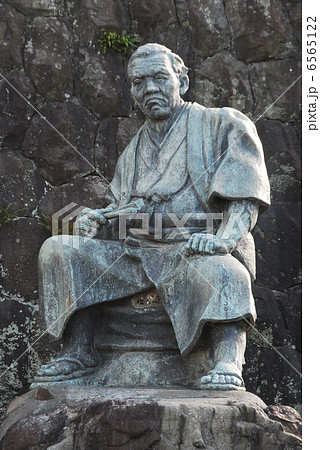 清水次郎長の銅像（静岡市清水区）の写真素材 [6565122] - PIXTA