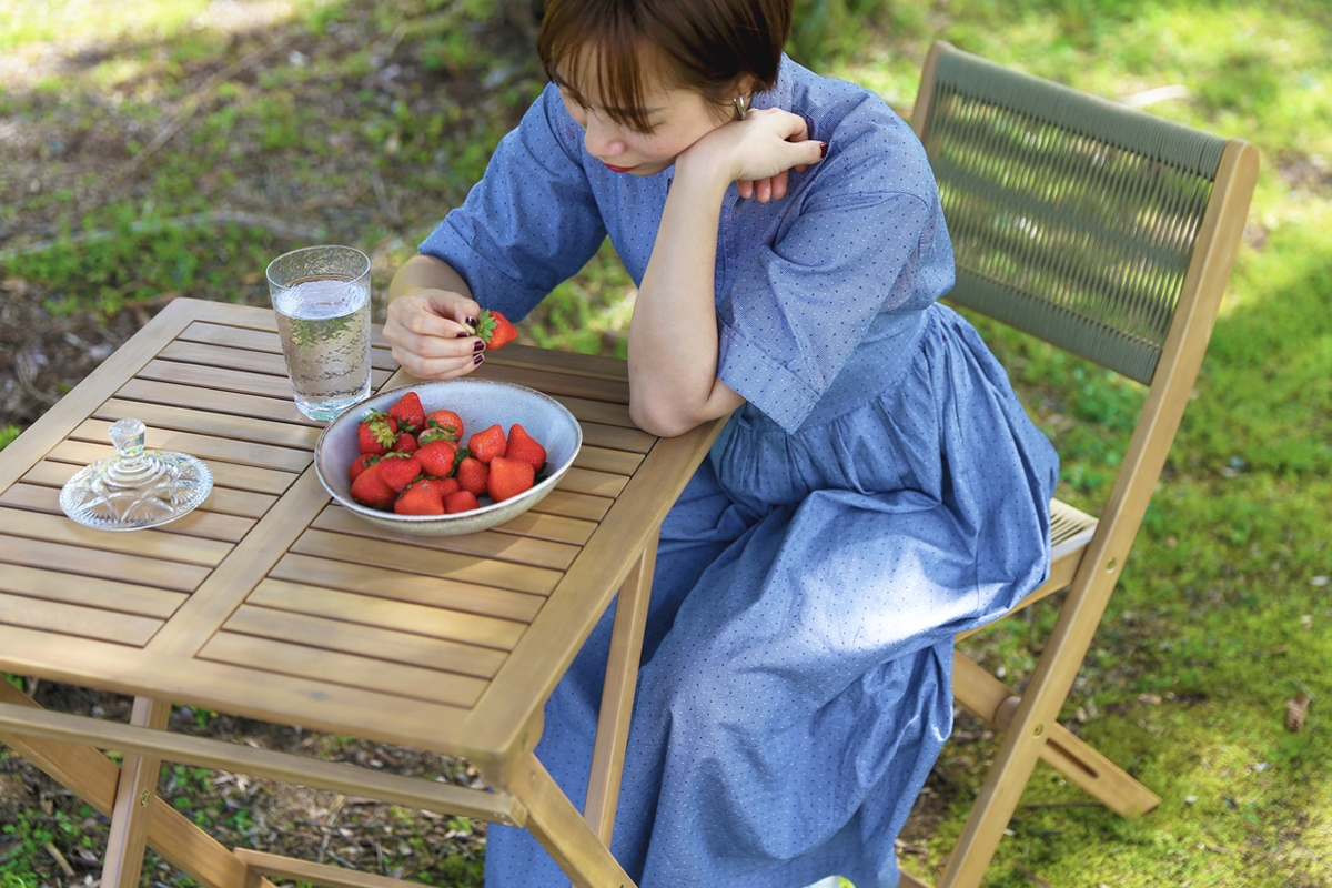 メルン テーブルセット(T:W58×D58)(C:W42.5×D52)税込￥36,000 | 高野