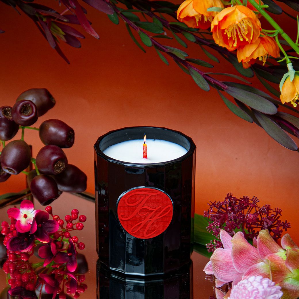 アロマティックキャンドル AW《アロマティックウッド》 | THANN