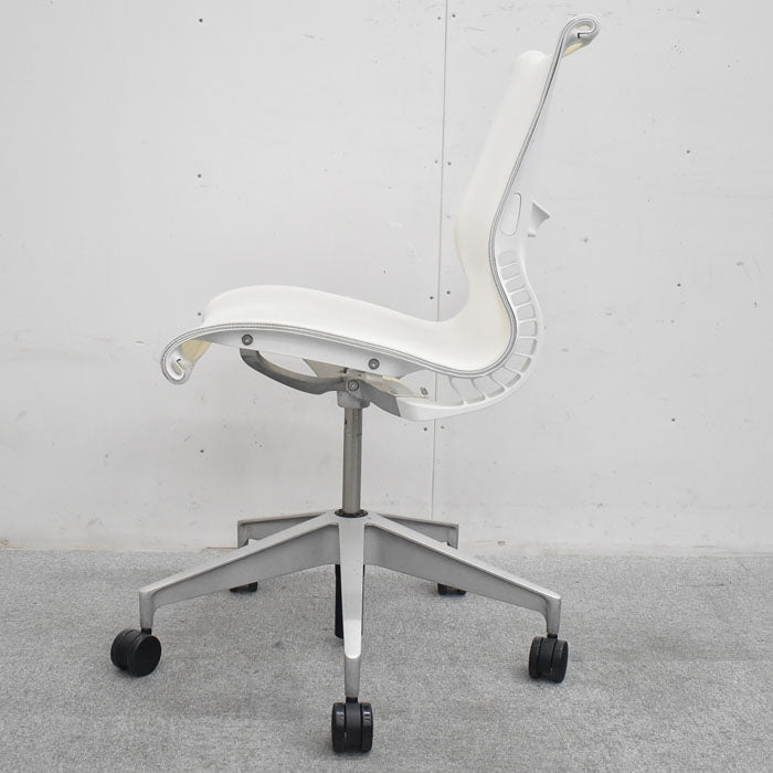 ハーマン・ミラー セトゥーチェア マルチパーパスチェア 肘なし