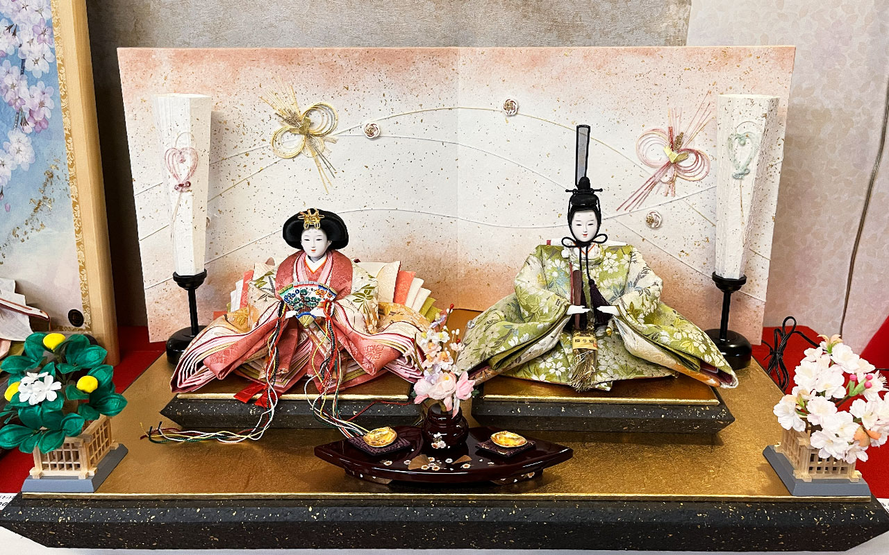 雛人形の世界観をつくる ～飾り台・親王台～ | ひなや