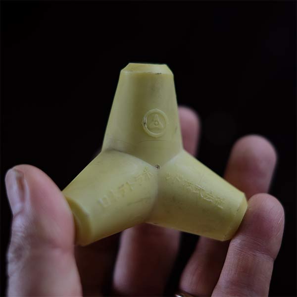 ゴム製ミニテトラポッド – zakka store towi