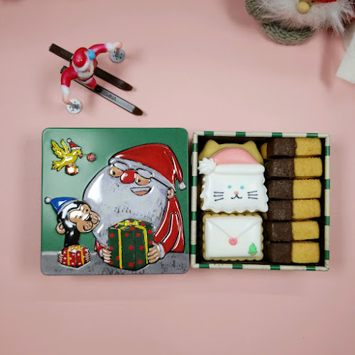 楽天市場】【猫ちゃんの小さなクッキー缶〜サンタ猫ちゃん(クリスマス