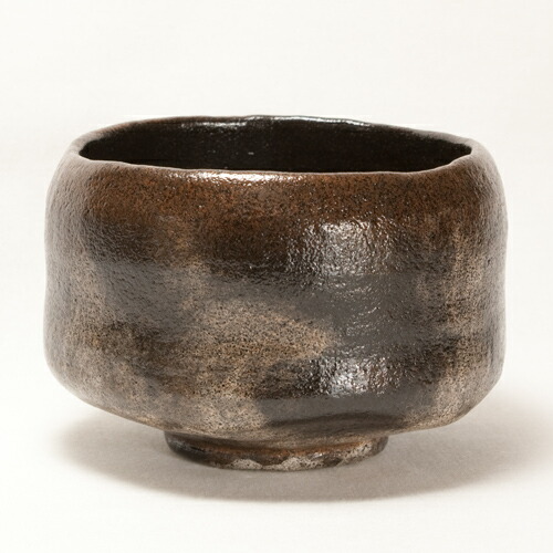 「楽焼」窯元    作者:三代　昭楽 樂焼の茶碗 三代佐々木昭楽作 富士の絵 黒楽茶碗 を陳列販売いたして