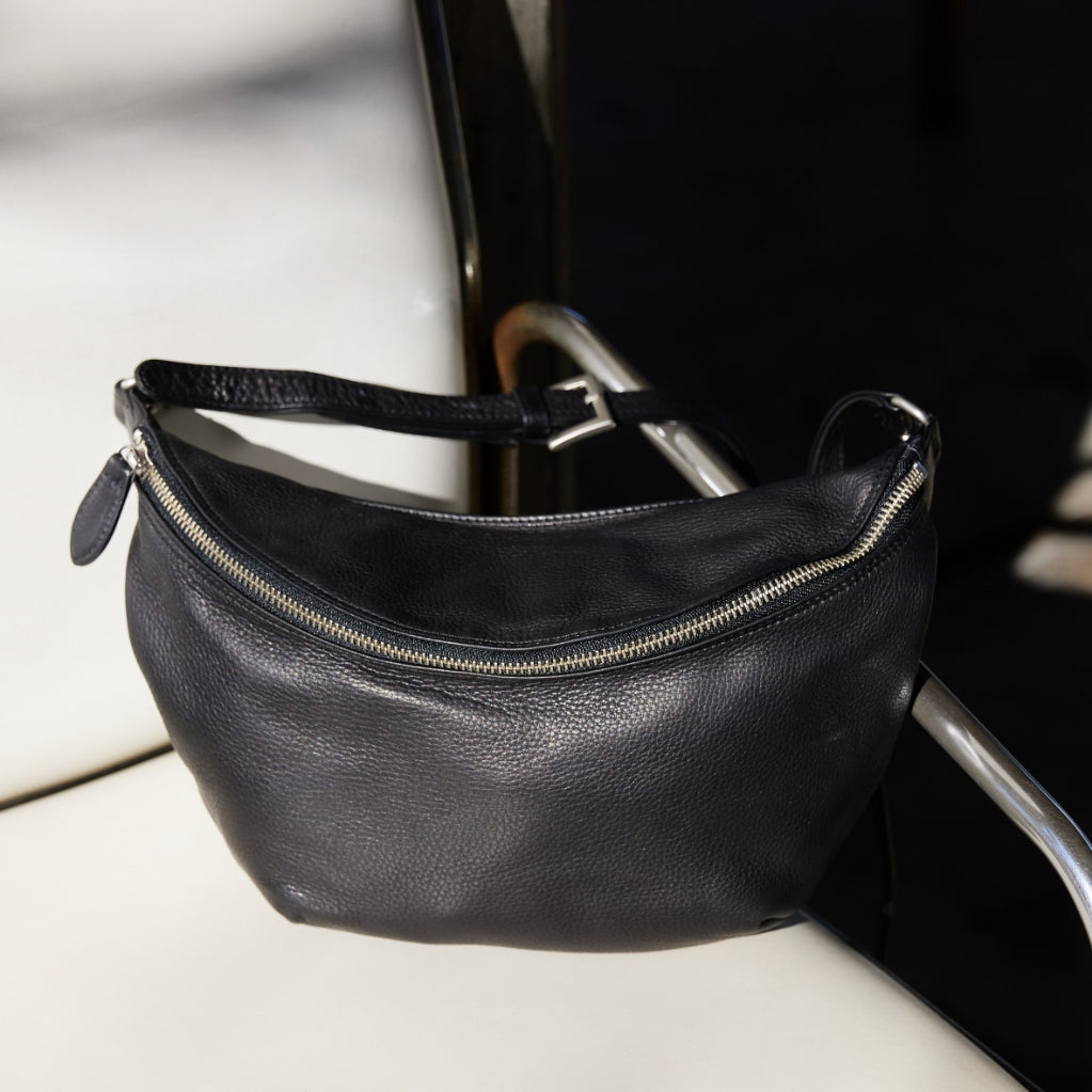 Zilda (ジルダ)上品でしなやかなソフトキップレザーのダブルポケット