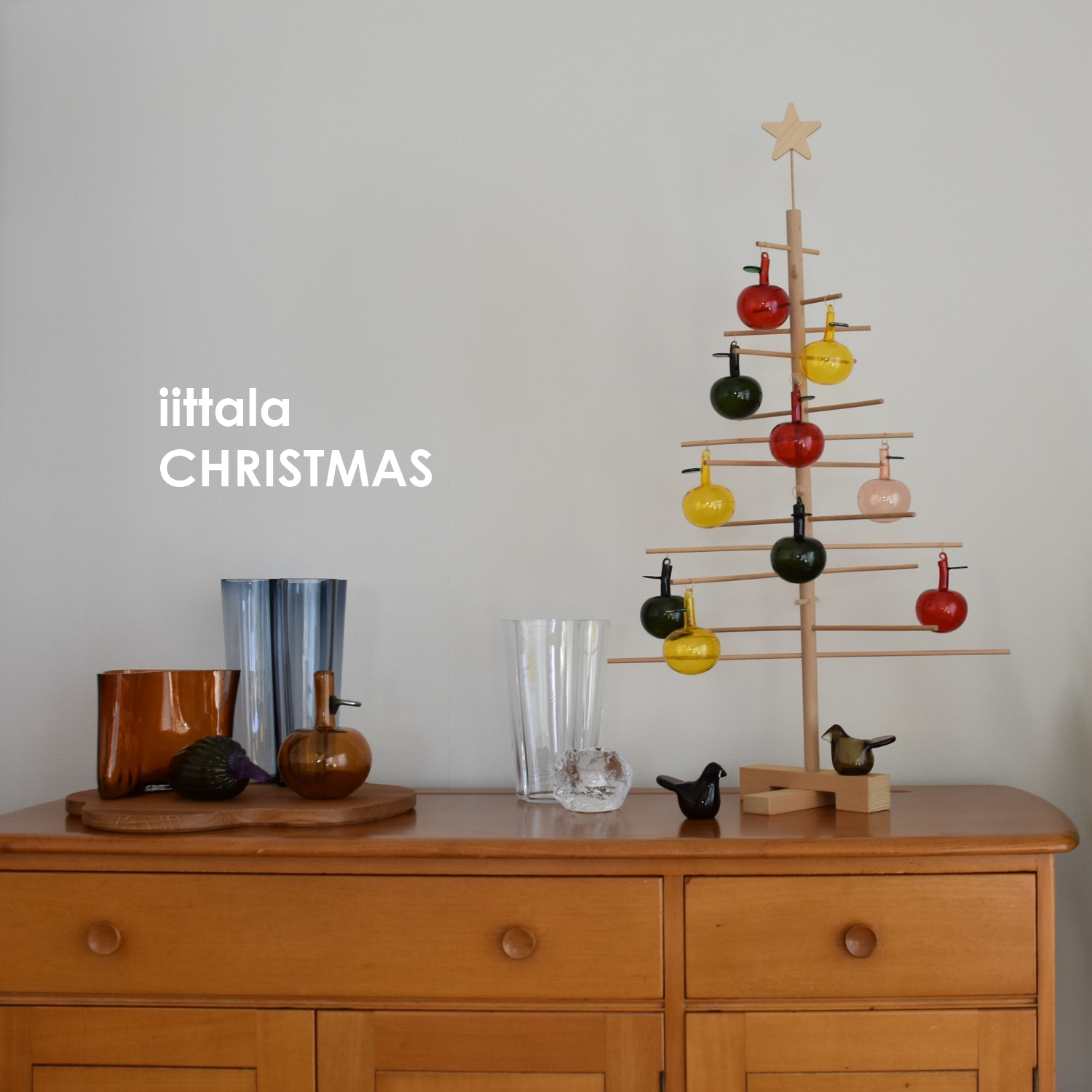 新品 イッタラiittala ガラス オーナメント りんご アップル 赤 クリア