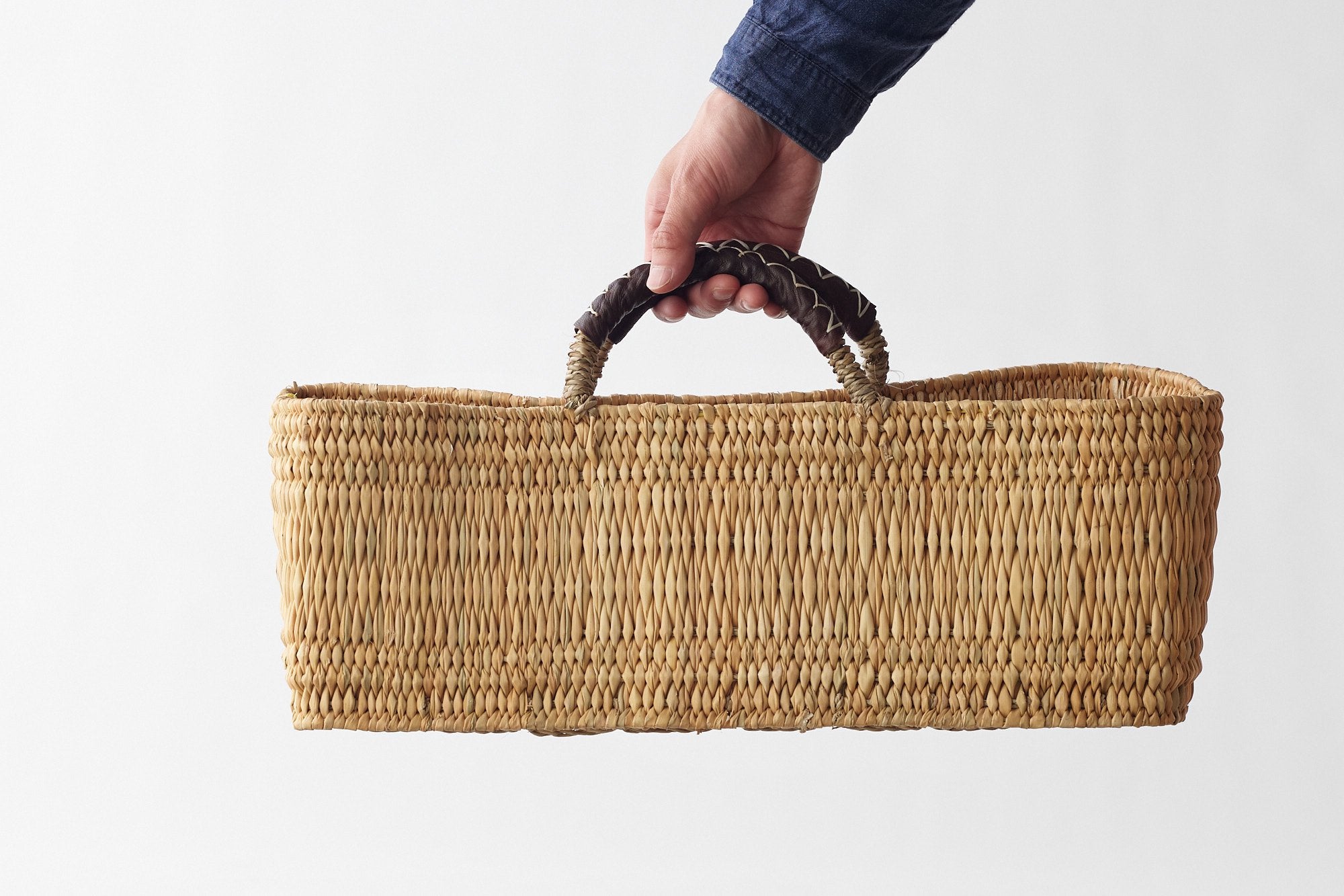 ストロー革手横長カゴ｜松野屋