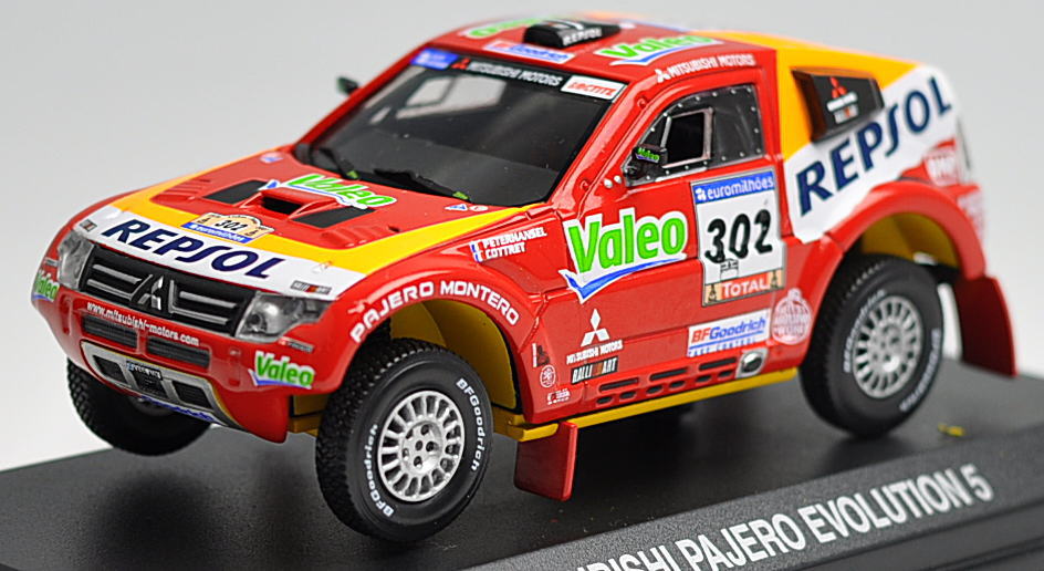 三菱パジェロ エボリューション 2007年パリ・ダカールラリー優勝 (No