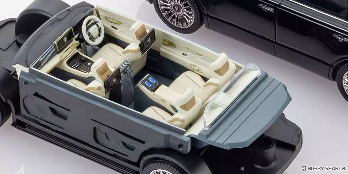 トヨタ センチュリー (麟鳳 単彩：りんぽう たんさい)(ブラック) 内装