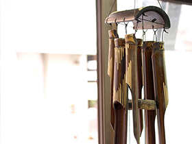 癒される音色♪バリ島のおしゃれな竹風鈴(木製風鈴)｜Cocobariコラム