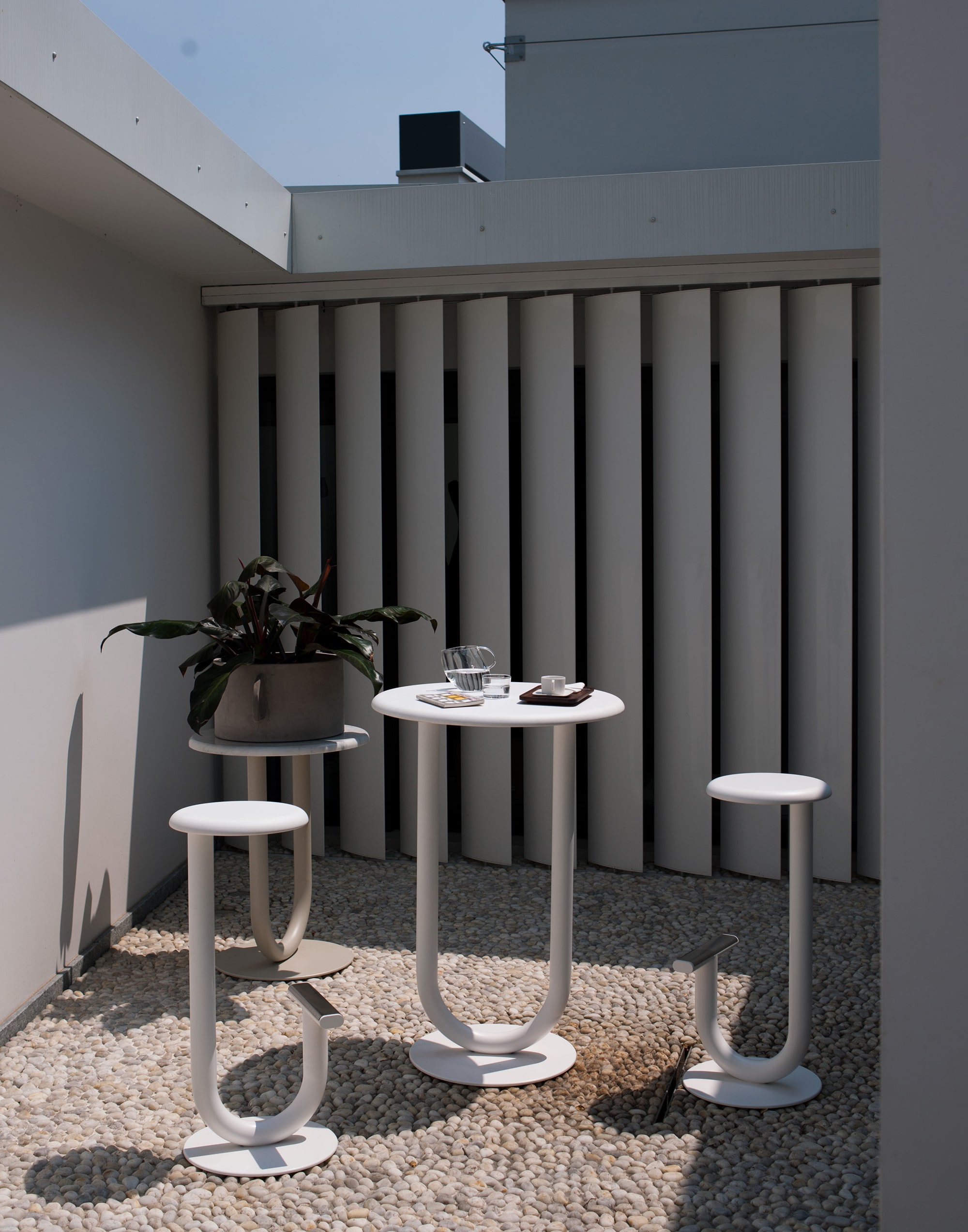 STRONG OUTDOOR（ストロング アウトドア スツール）DESALTO