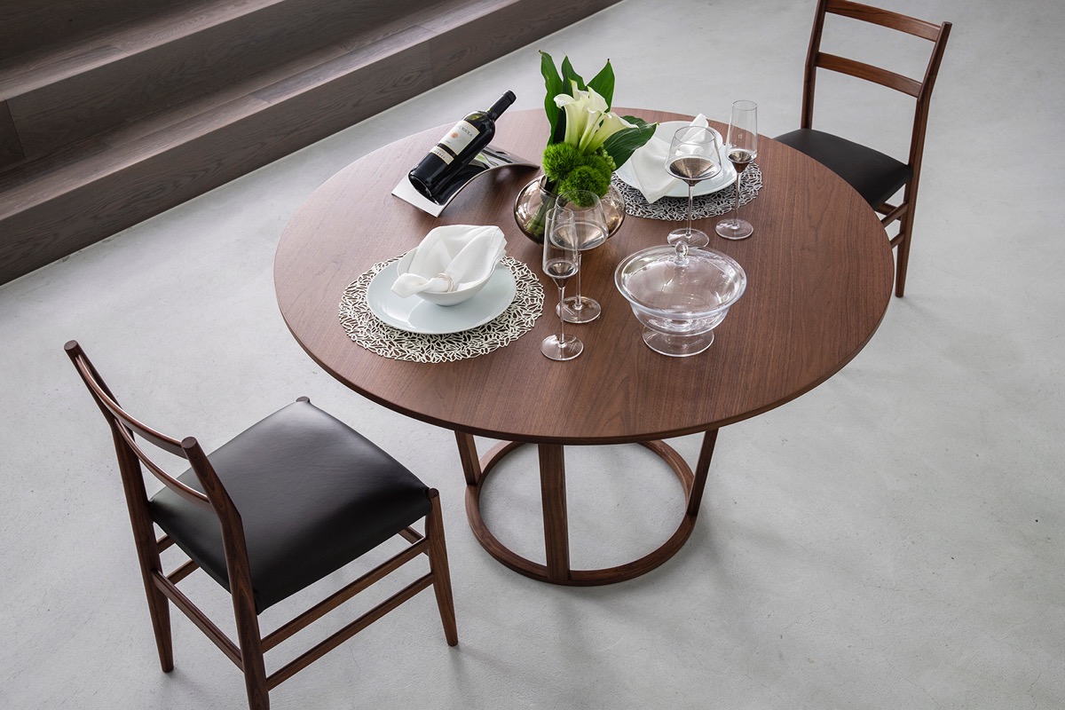 646（チェア） Cassina | カッシーナ・イクスシー