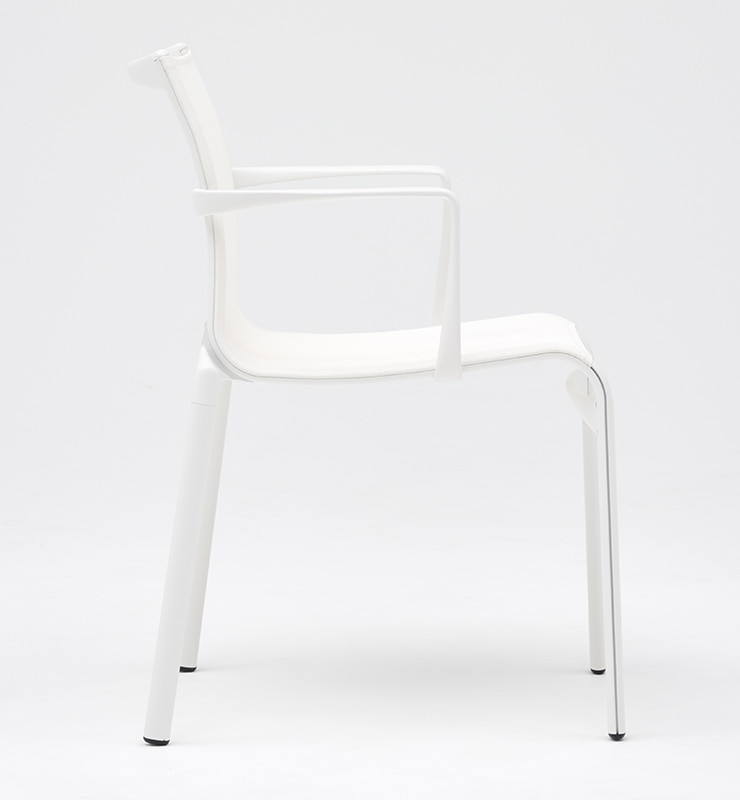 HIGHFRAME(ハイフレーム スタッキングチェア) ALIAS | カッシーナ