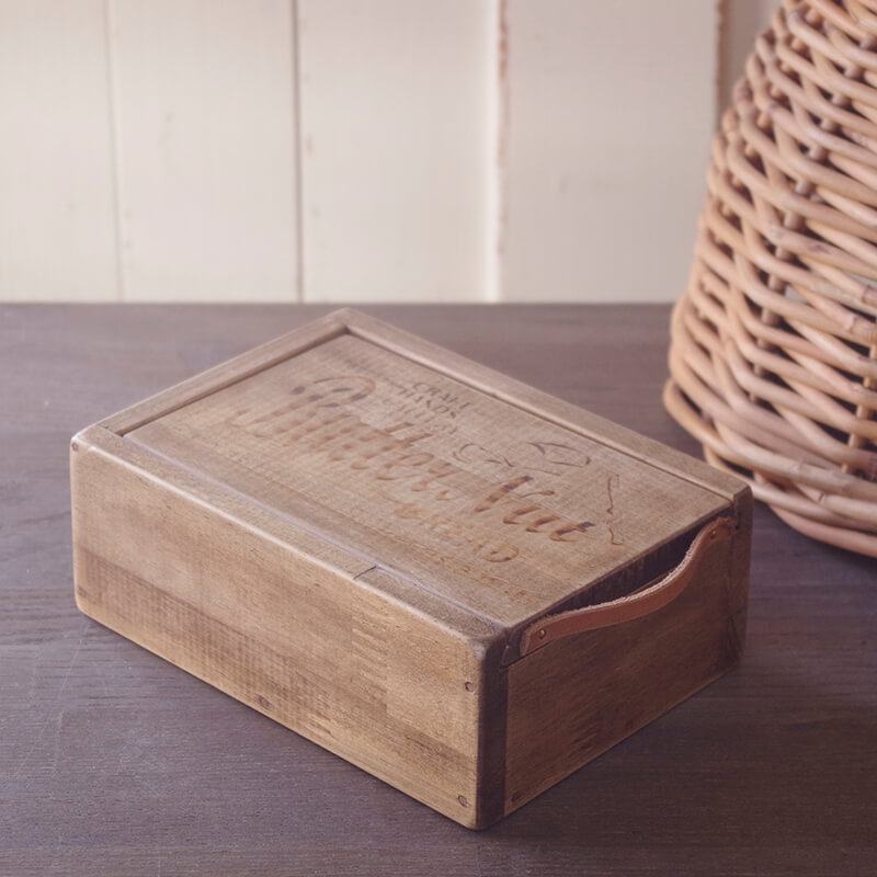 スライド蓋のヴィンテージ風収納ボックス｜シンプル＆アンティーク