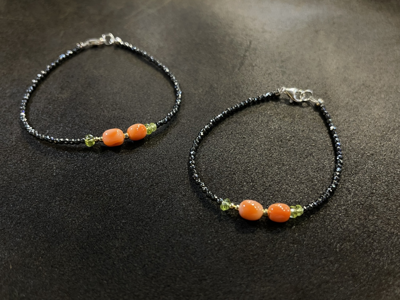 桃珊瑚×ペリドット×ヘマタイト ブレスレット】 | ホリディ | クリスタ長堀
