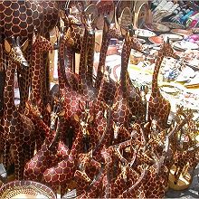 アフリカンスクエアー】ケニア メル木彫り動物 Wood carving anima