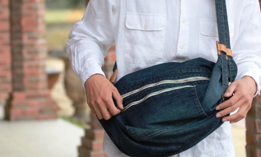 サッと背負えるワンショルダータイプのデニムリュック！ デニム雑貨の