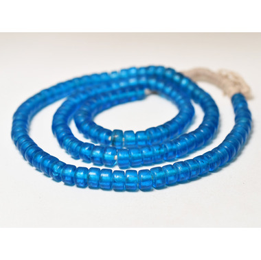 2601】ナガ族セミクリアブルーディスク型ビーズ一連C(Φ8.5mm),とんぼ玉