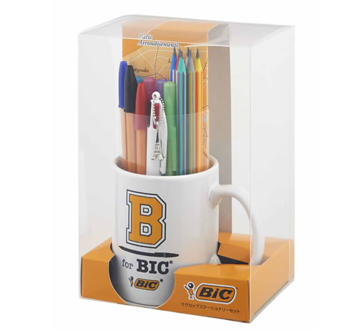 BIC マグカップステーショナリーセット」と、「BIC 4Cミニ