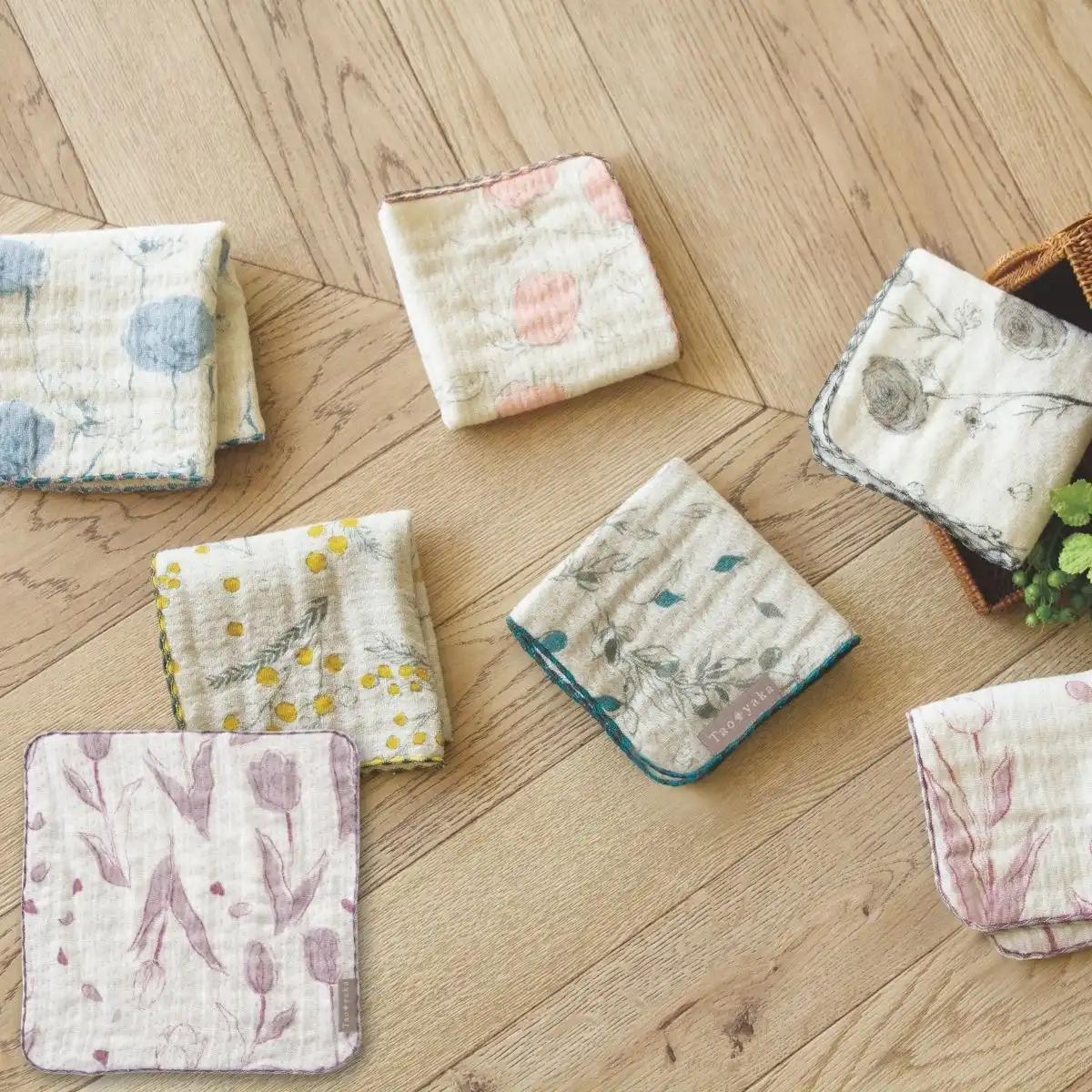 Taoyaka たおやか ポピー 4重 ガーゼ織 ハンカチ｜ギフトプラザオンライン