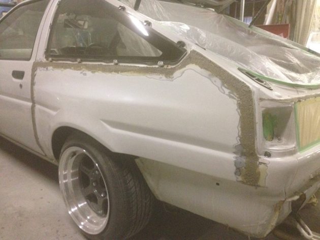 トヨタAE86 オーバーフェンダー修理(リアブリスターフェンダーの修理