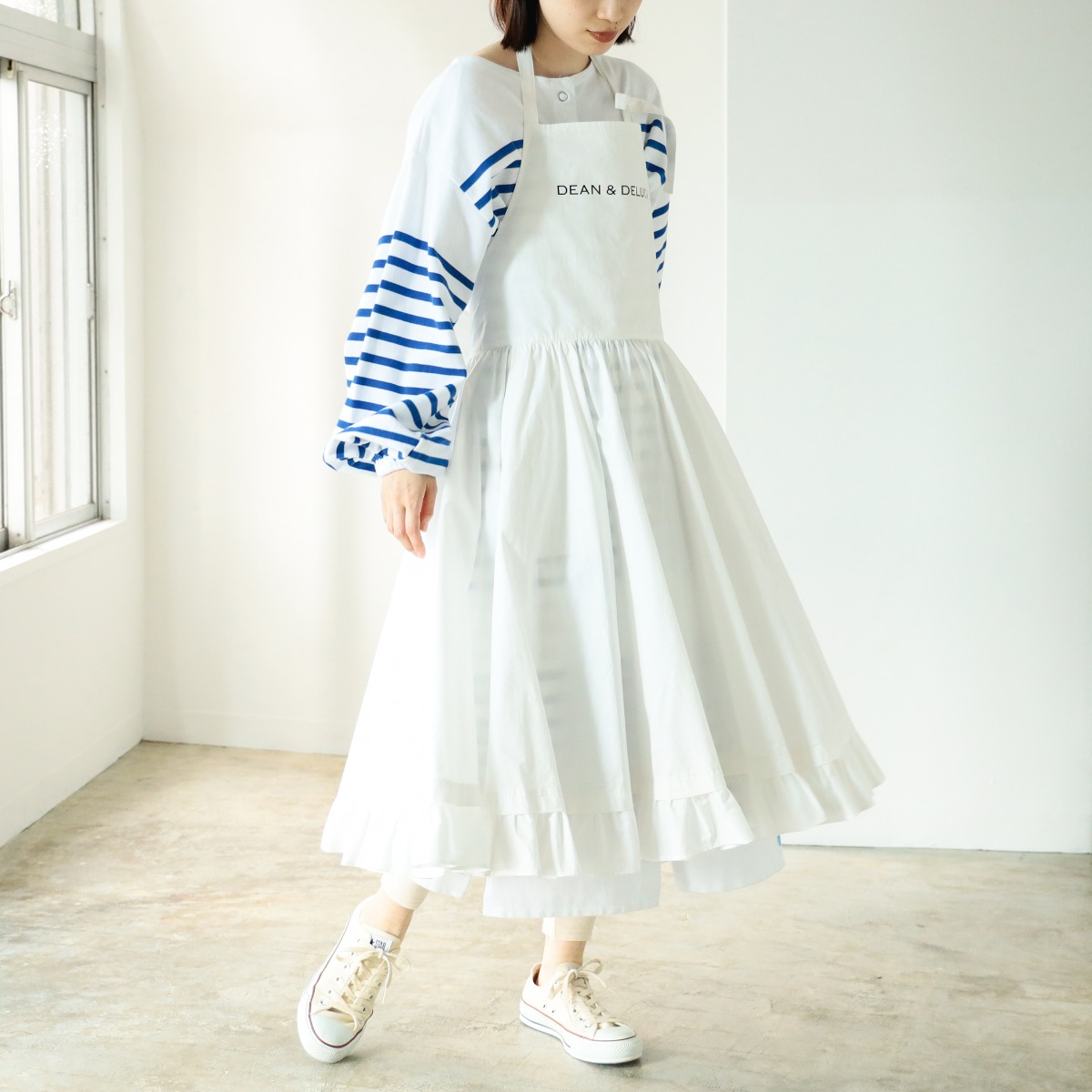 DEAN＆DELUCA×BEAMS COUTURE ギャザーのエプロンドレス ホワイト