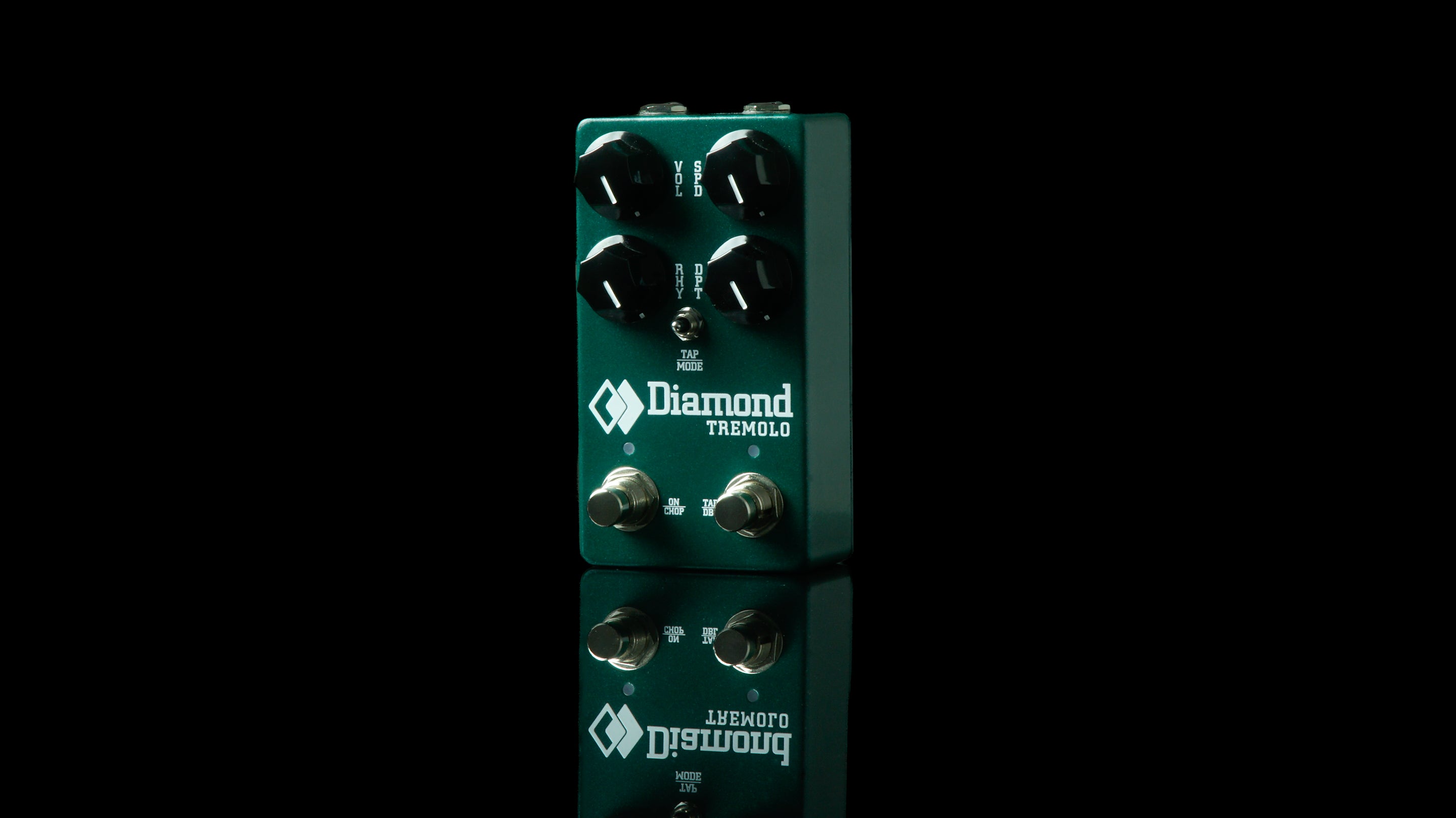 Surf Green Tremolo – Diamond Pedals