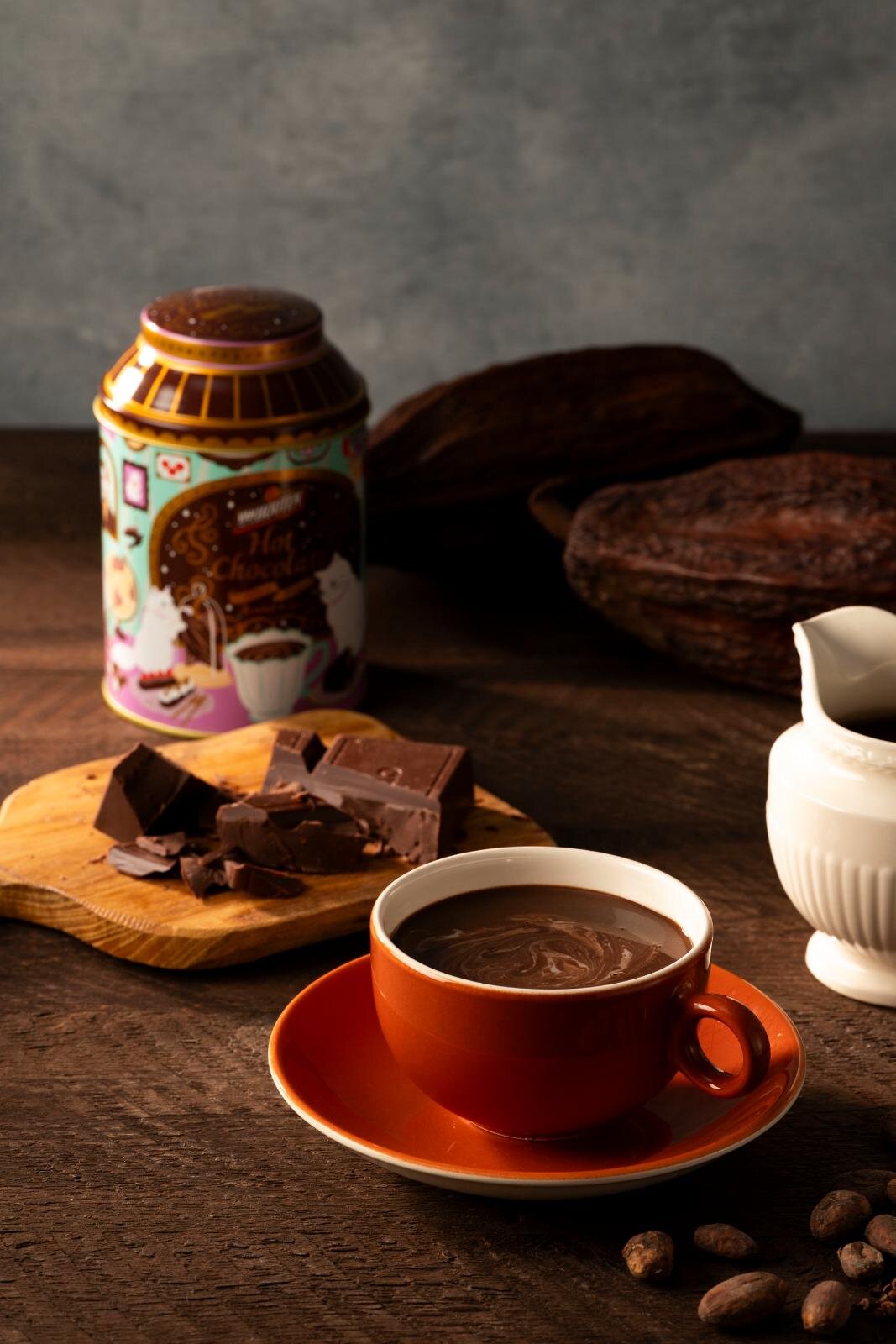 バンホーテンの濃厚ホットチョコレート缶、