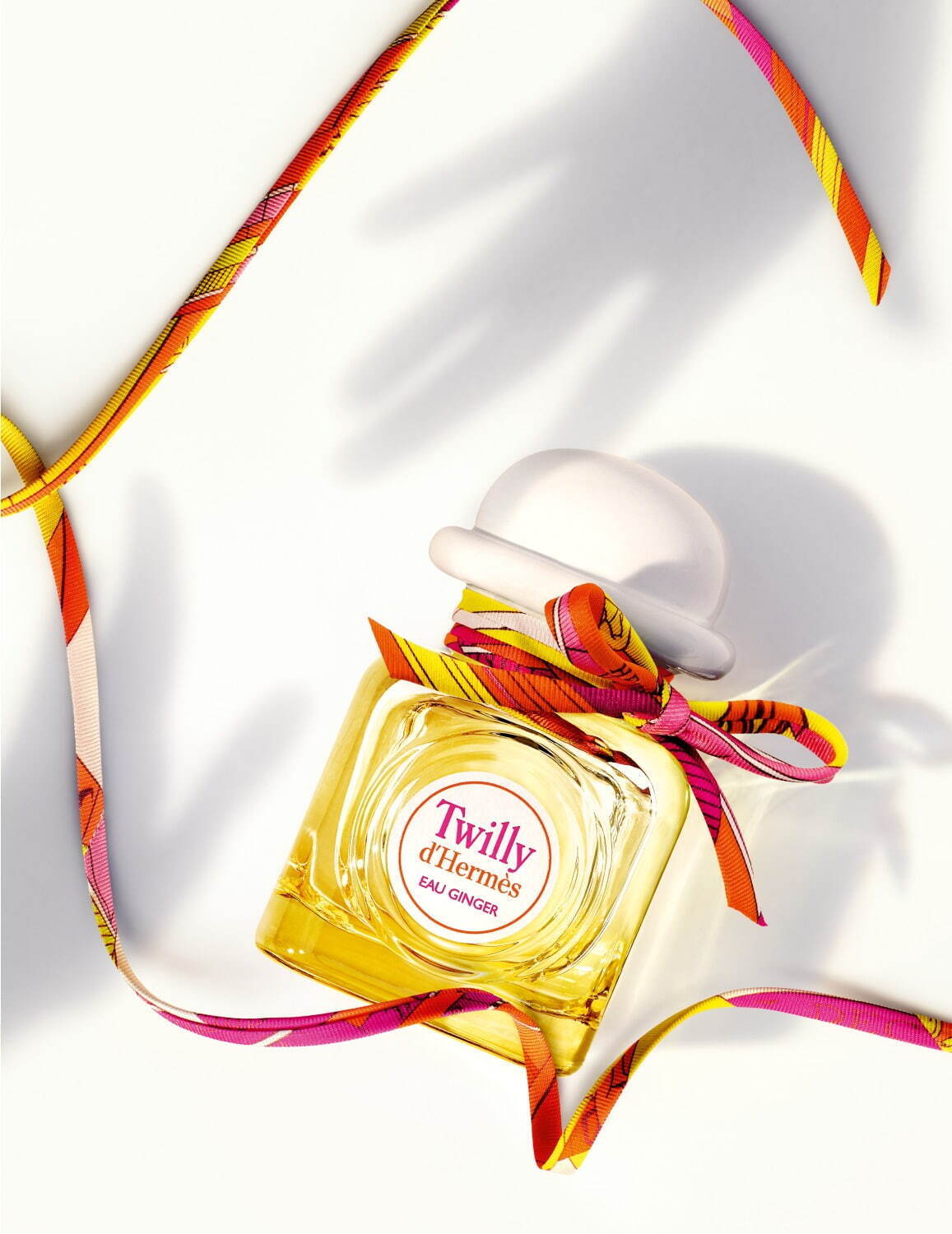 エルメス”リボンを巻いた”「ツイリー ドゥ エルメス」に砂糖漬け