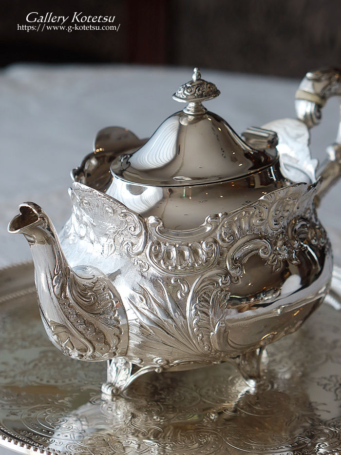 Welcome to ギャラリー虎徹 WEB