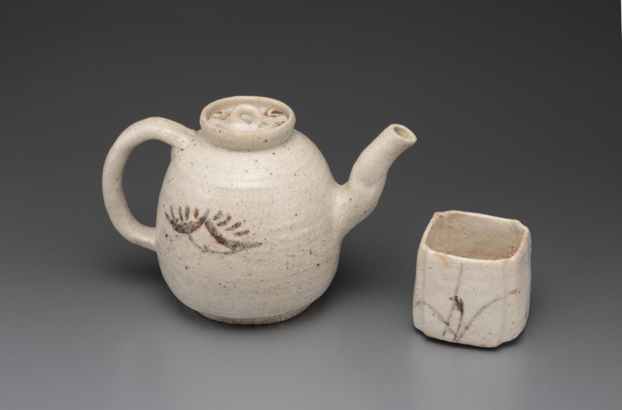 古美術 古陶菊｜陶磁器・茶道具・骨董品・アンティークの展示販売し