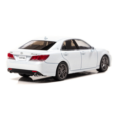 1/43 トヨタ クラウン アスリート S (GRS214) 2016 White Pearl
