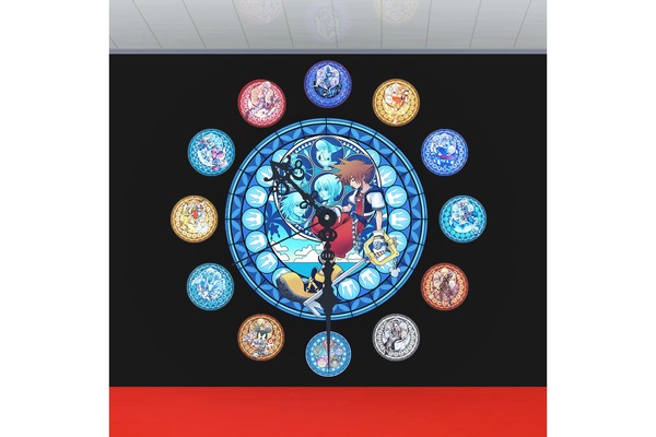 1月9日より『キングダム ハーツ』15周年記念ステンドグラスが新宿駅