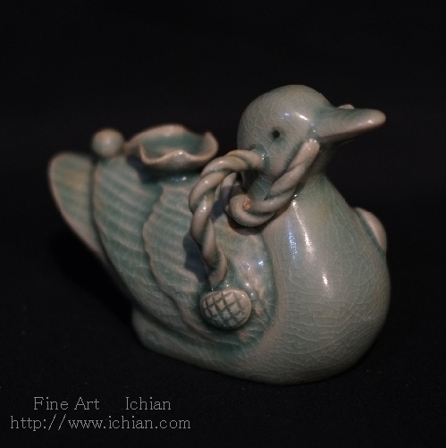 青磁 鴨形水滴高麗時代12世紀 :: ichian