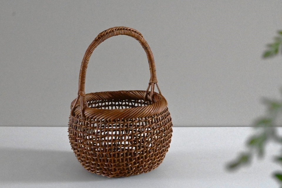 あけびの細目こだし編み丸かご - ウェブショップ - jokogumo - よこぐも