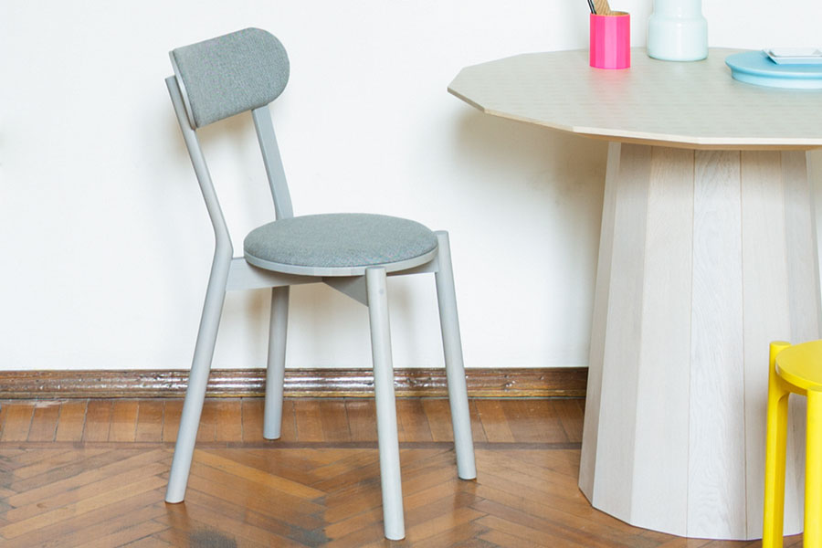 KARIMOKU NEW STANDARD (カリモクニュースタンダード) CASTOR CHAIR