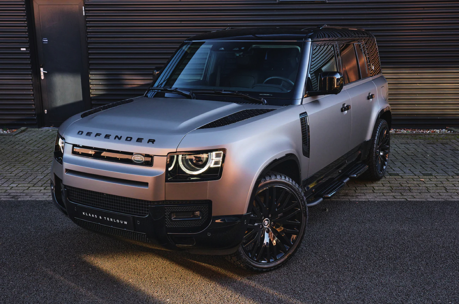 新品 希少 1/18 ランドローバー ディフェンダー Golf カスタム 仕様