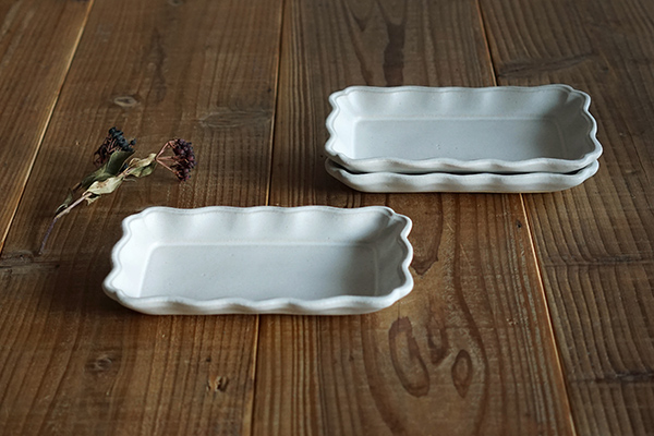 よしざわ窯 ホワイト 西洋長方深皿 中｜和食器の通販 monsen