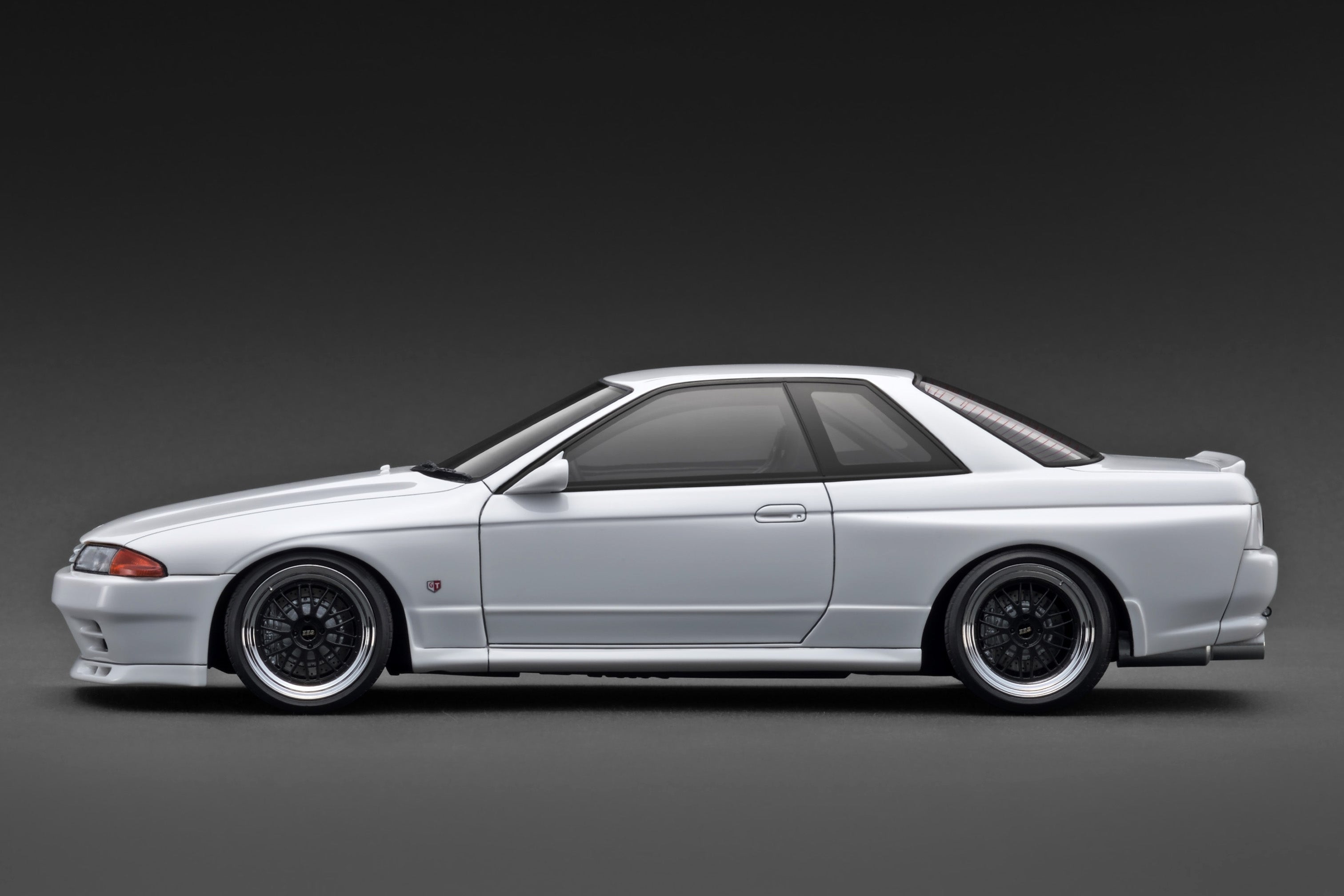 PREORDER* Ignition Model 1:18 Nissan Skyline GT-R (R32) White 湾岸
