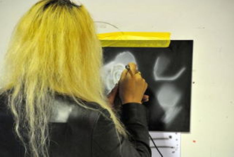 アネストIwata エアーブラシ・コンプレッサー IS-875HT | 商品の